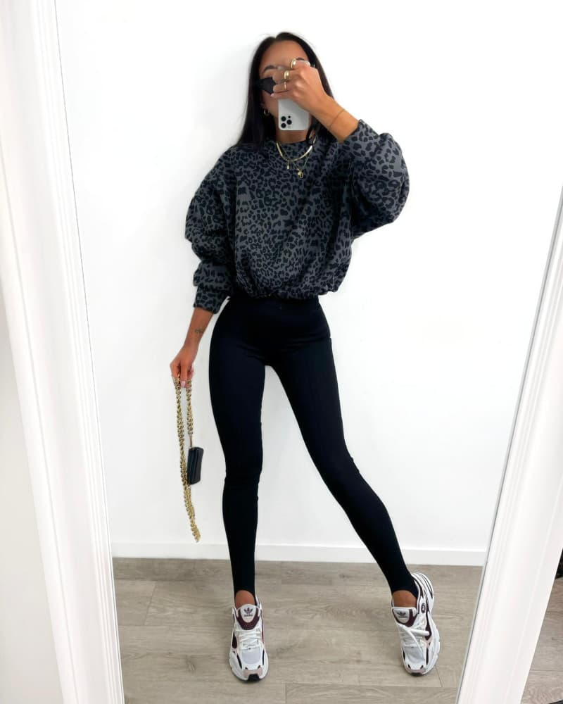 Legginsy zapiętki z przeszyciami La Milla czarne — zdjęcie 1 z 3