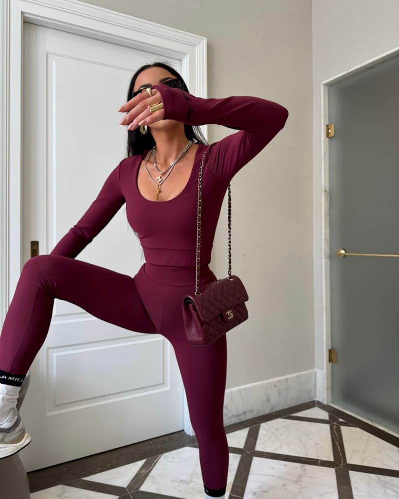Komplet prążkowany legginsy + top La Milla burgundowy — zdjęcie 1 z 3