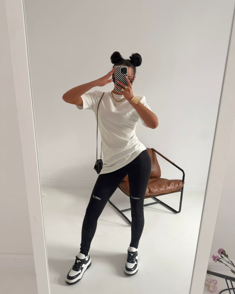 Legginsy z małym logo La Milla czarne — zdjęcie 1 z 8